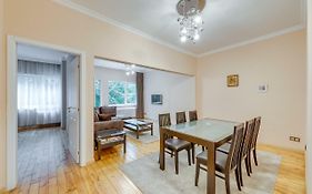 Central Apartment